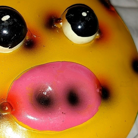 Colorful Piggy Metal Display Decor - Picture 3 of 7